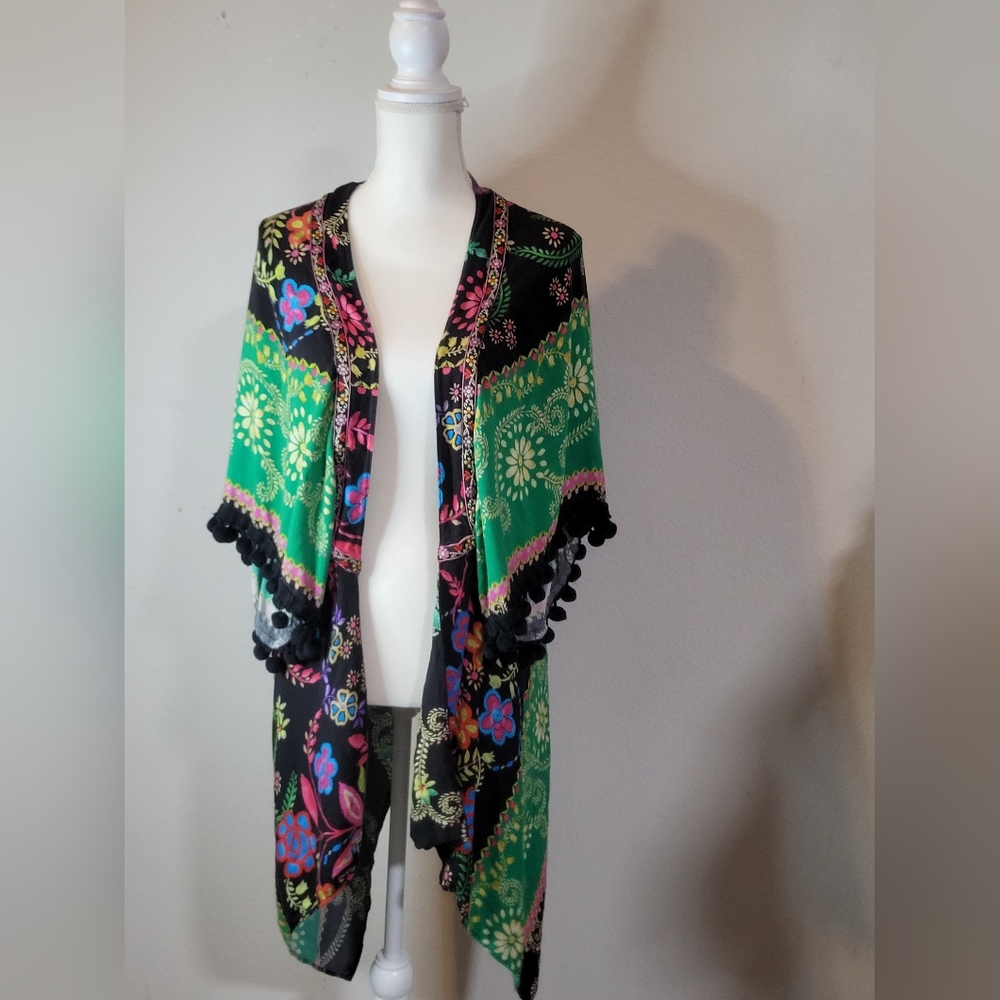 Ivy Jane Green and Black Cape